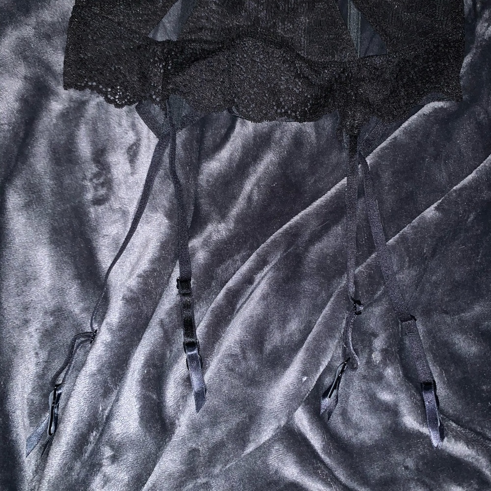 NEW Victoria’s Secret Corset Black Lace XS - Picture 2 of 10